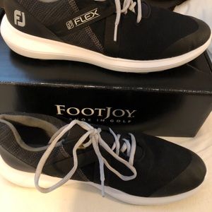 Men’s FootJoy golf shoes
